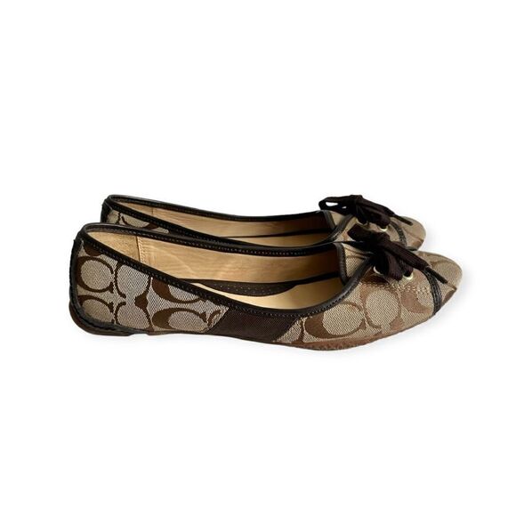 🔃Coach Signature Ballet Flats - Picture 3 of 10